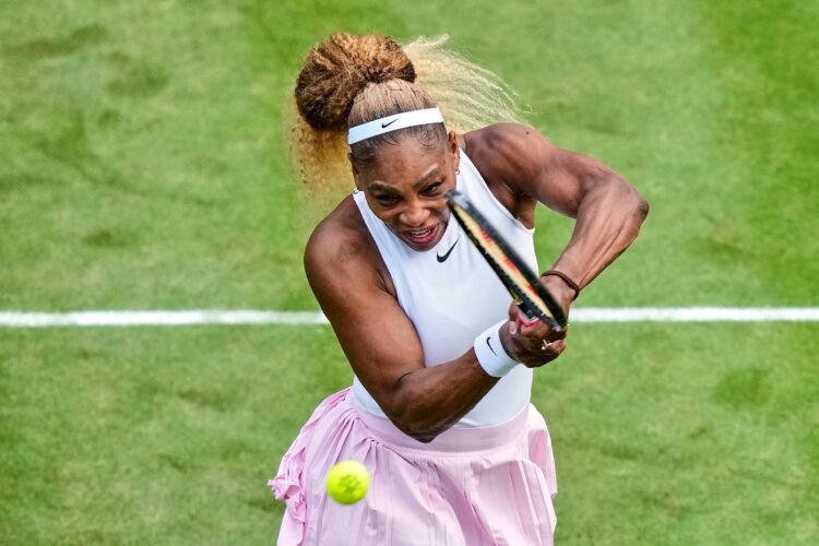 Williams makes singles return at Wimbledon